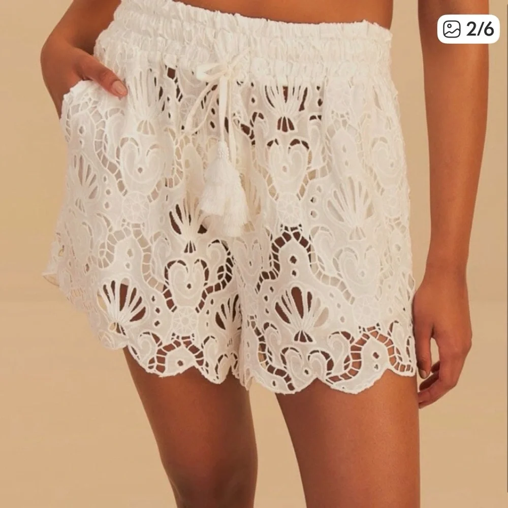 Farm Rio white laced shorts in size small - Picture 2 of 7